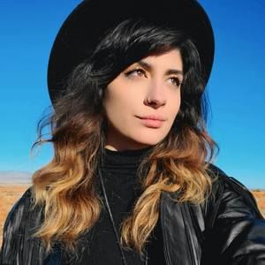 Meet your Posher, Sabrina